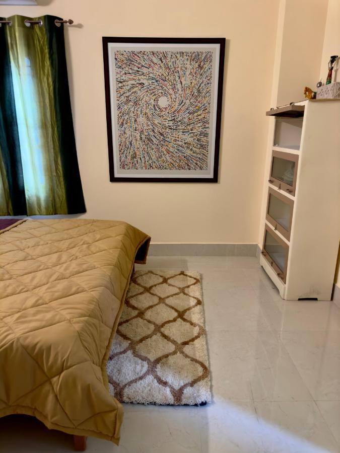 Three Little Birds Homestay Гувахати Экстерьер фото
